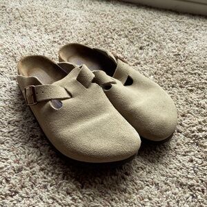 Birkenstock Boston Suede Taupe Clogs